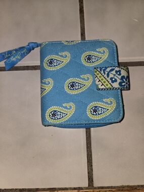 Vera Bradley Blue Paisley Quilted Zip Wallet